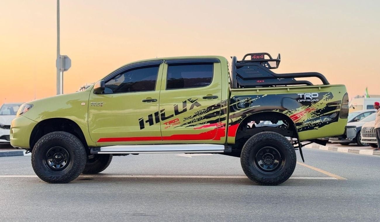 تويوتا هيلوكس PREMIUM CONDITION | RHD | 2011 | MANUAL TRANSMISSION | AIR SNORKEL | REAR VIEW CAMERA