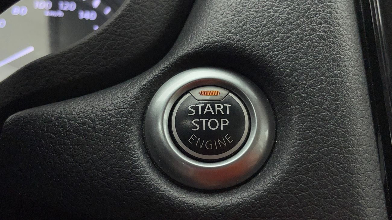 نيسان إكستيرا SE 2.5 | بدون دفعة مقدمة | اختبار القيادة في المنزل