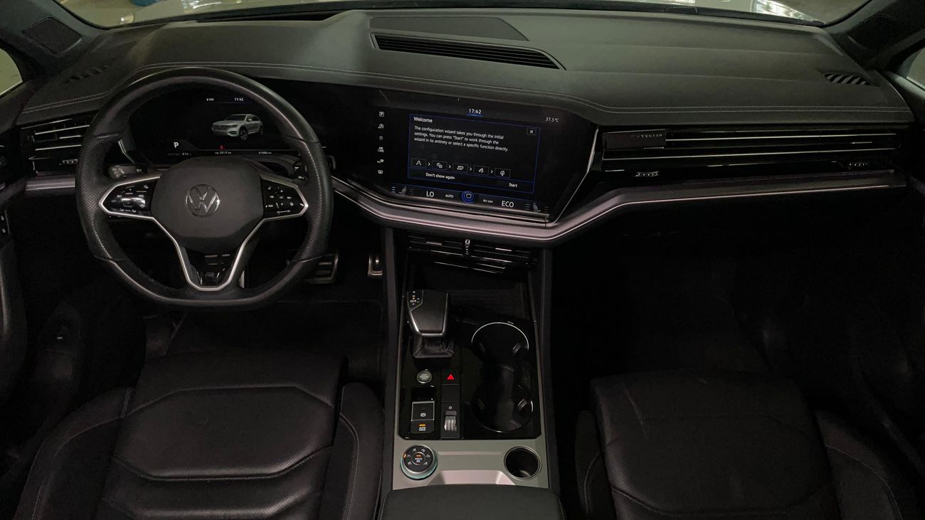 Volkswagen Touareg R-LINE 2023 R LINE | AED 2469/Month | 0 DP | 30 Day Return | Warranty | Service History