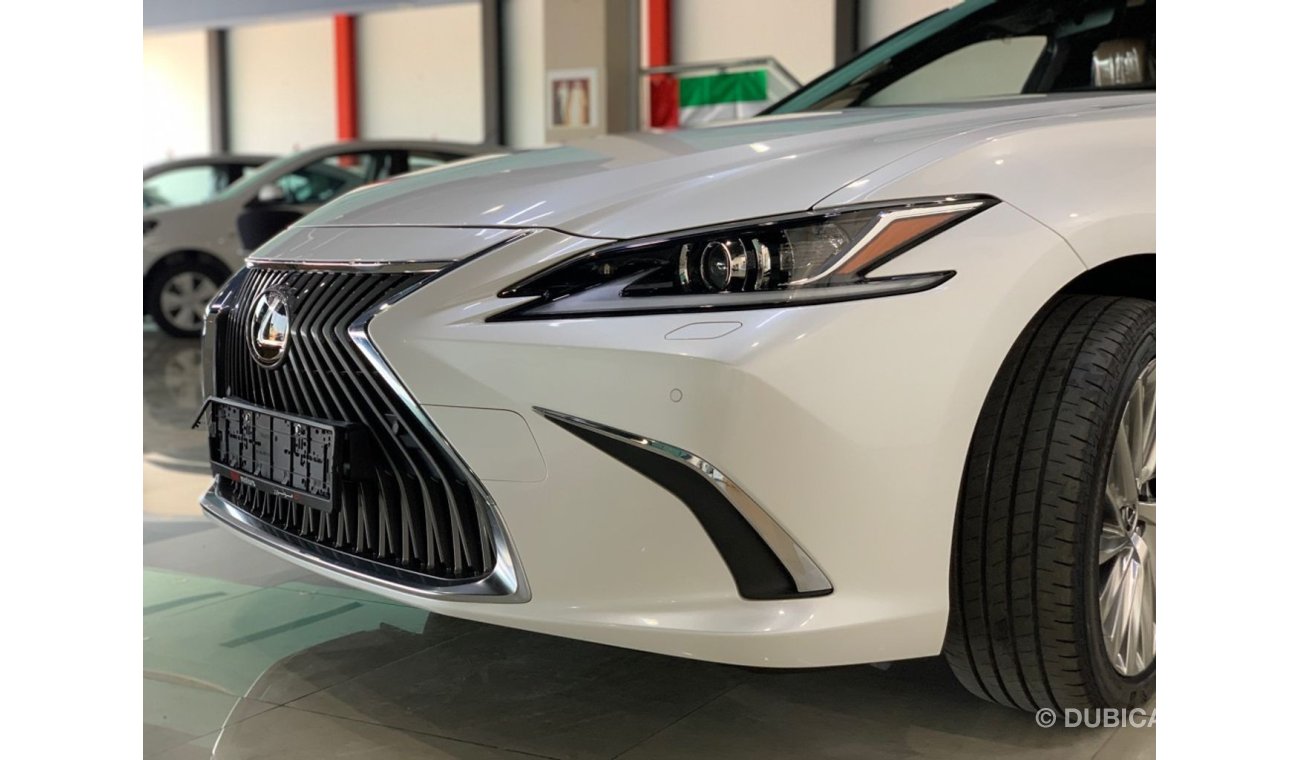 Lexus ES350 Panoramic MY2020 ( Warranty 7 Years / Services )