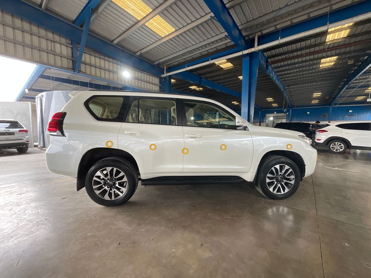 تويوتا برادو GXR | شامل الضمان | 0 ﺪﻔﻋﺓ ﺃﻮﻟﻯ