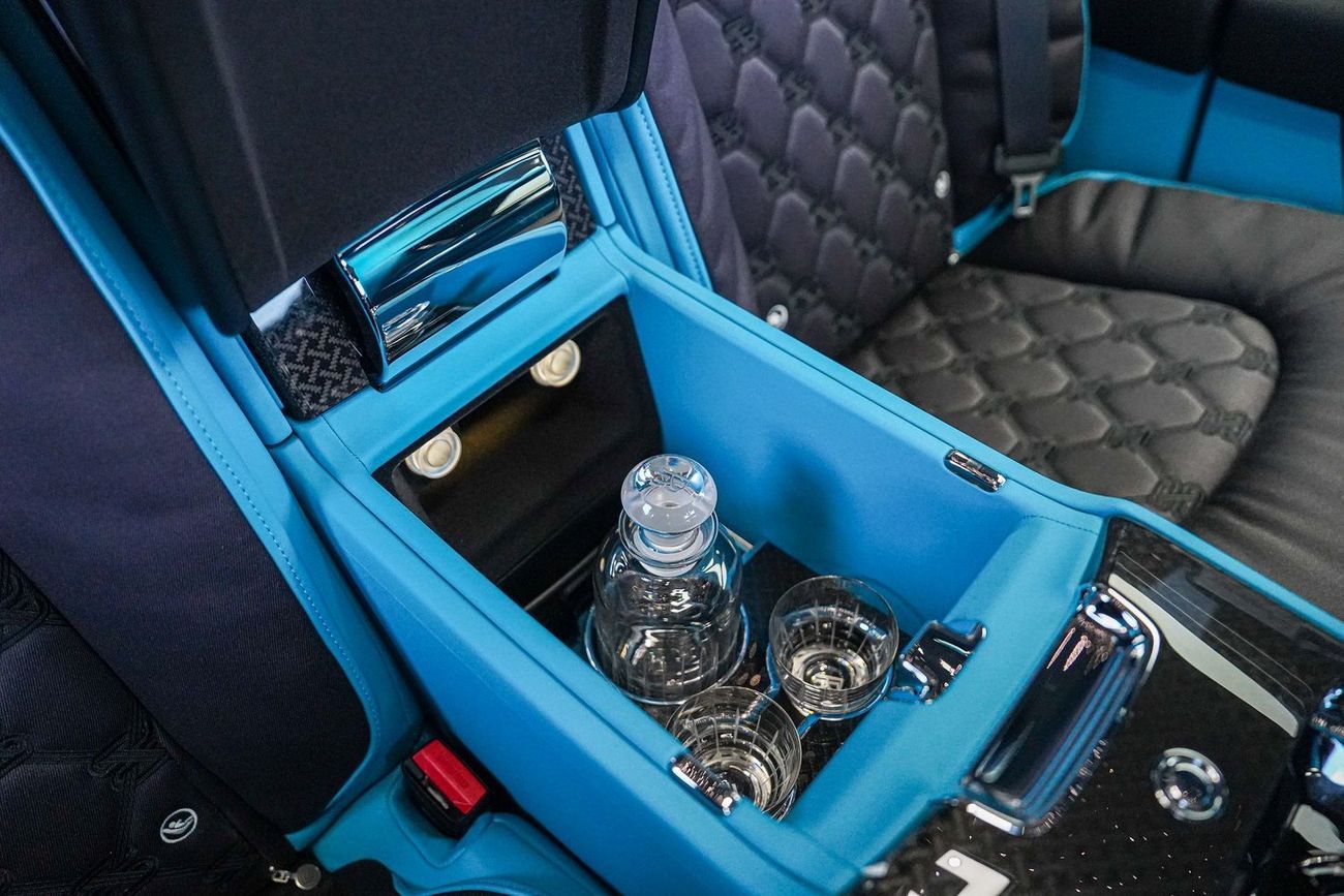 Rolls-Royce Cullinan BLACK BADGE DUALITY TWILL