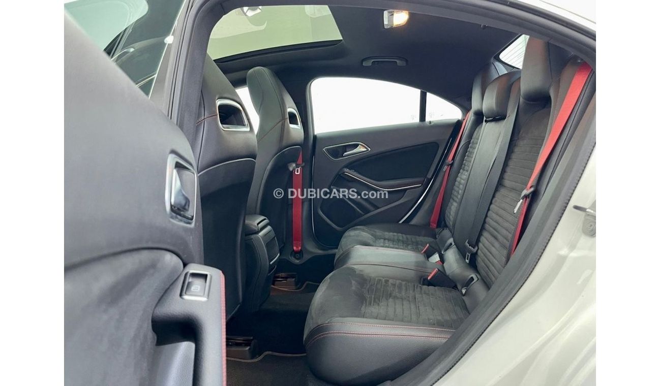 Mercedes-Benz CLA 250 Sport 2019 Mercedes-Benz CLA-250 4-Matic, Mercedes Warranty 2023, Full Mercedes History, Low Kms, GC