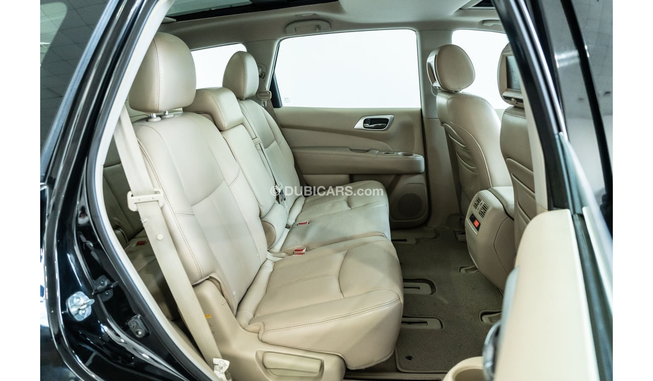 نيسان باثفايندر 2013 Nissan Pathfinder SV / 7-Seater!