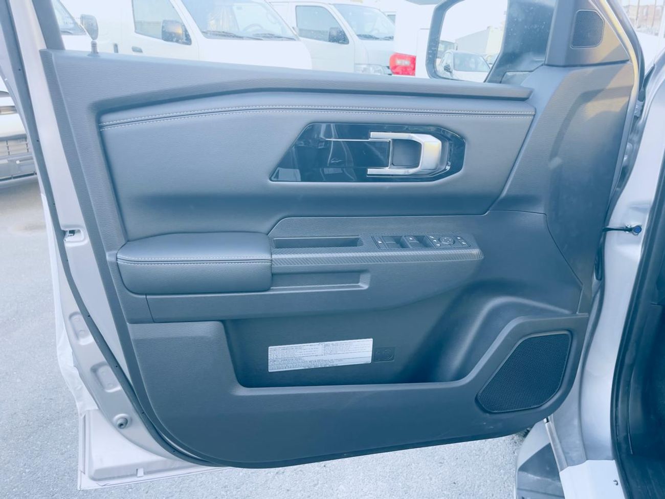 Mitsubishi L200 MITSUBISHI L200 SPORTERO 2.4L TURBO 2025