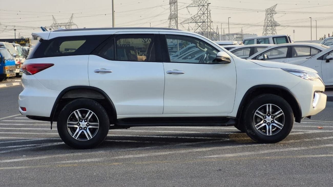 تويوتا فورتونر EXR 2.7L (160 HP)