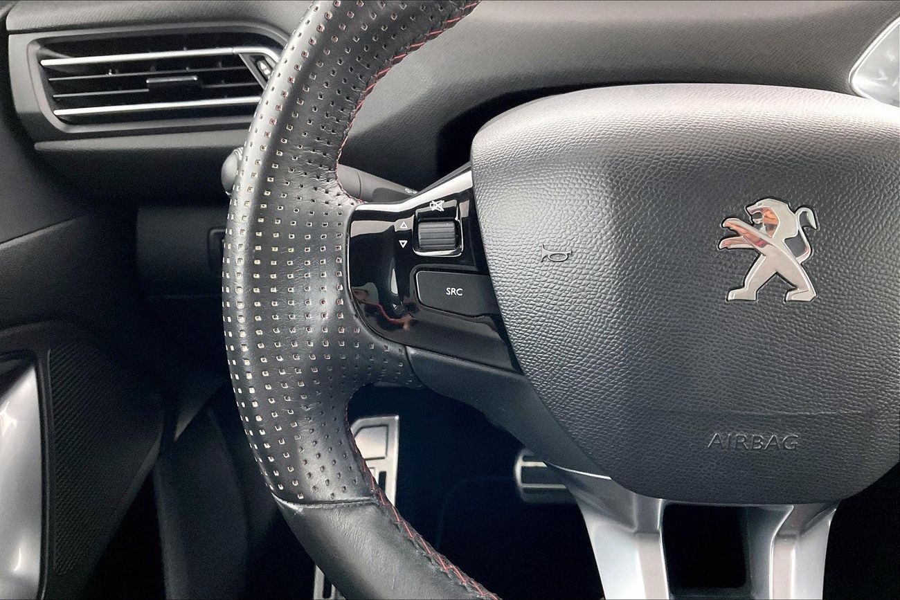 Peugeot 308 GT Line | 1 year free warranty | 0 down payment | 7 day return policy