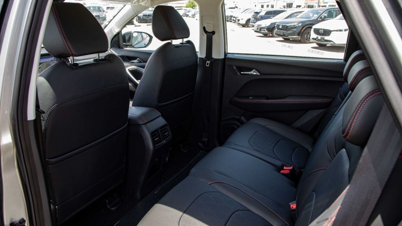 Chevrolet Captiva Premier 1.5L FWD | 7-Seater | 2025 | For Local Registration +10%