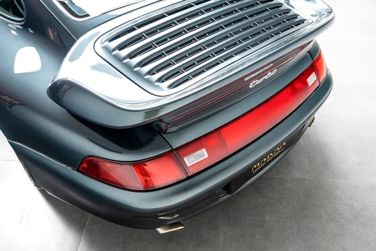 Porsche 911 Turbo (993) - Classic Performance Icon