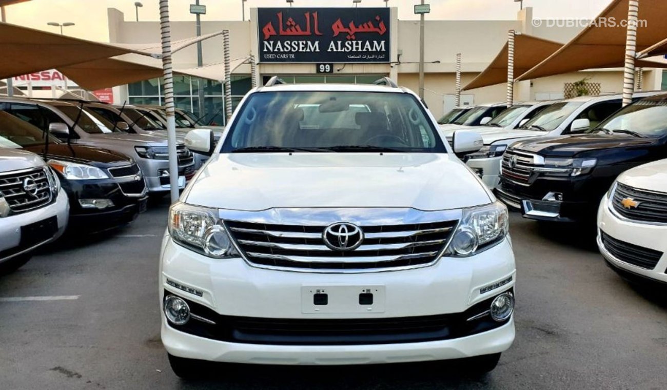 Toyota Fortuner 2015 V6 GCC