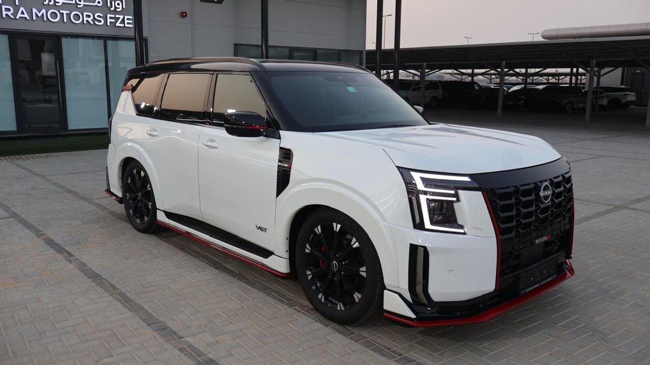 Nissan Patrol NISMO Warranty from Al Masood for 5 years with open mileage . original Paint . Super Clean Premium Edition