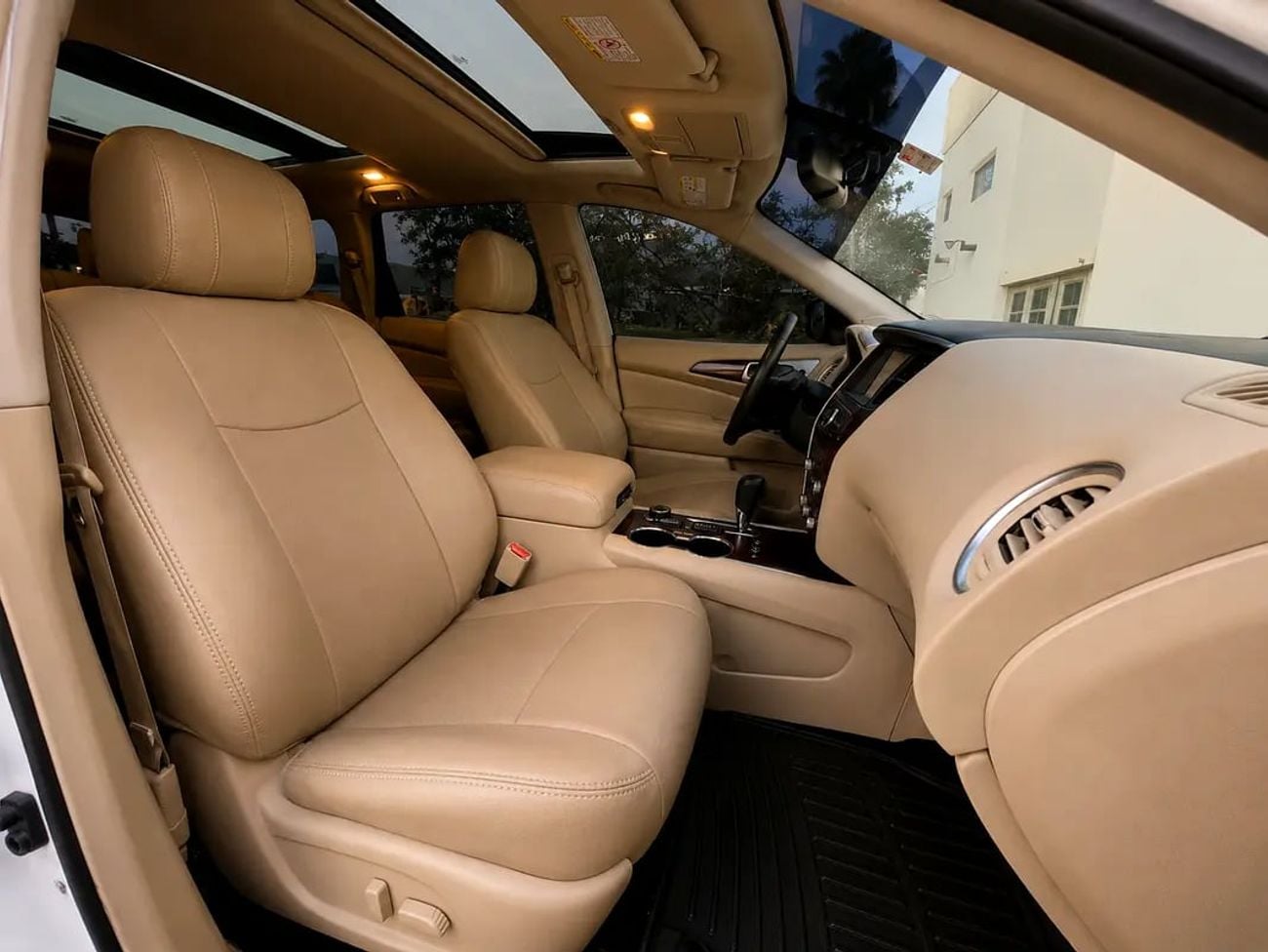 Nissan Pathfinder 873 P.M | SL | GCC Specs | Low Mileage | Family SUV