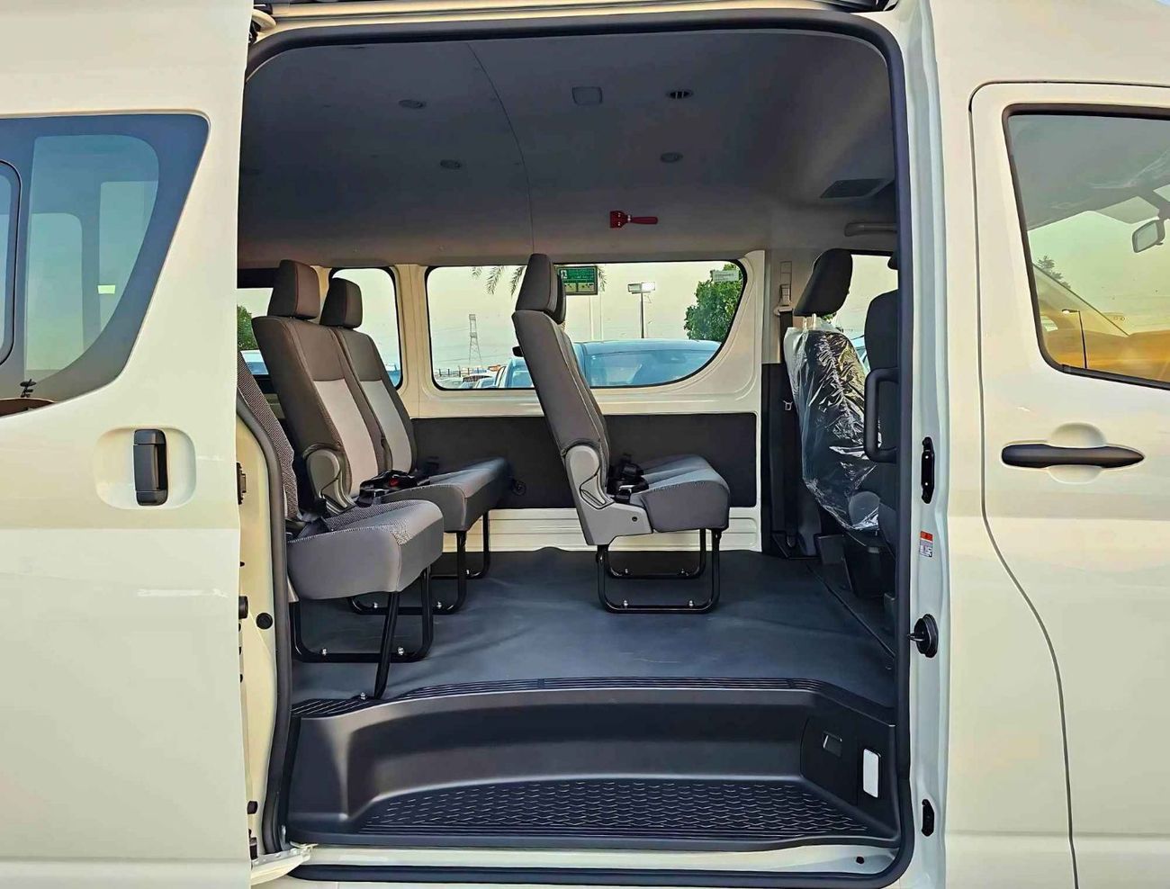 Toyota Hiace HIGHROOF NEW SHAPE/13 SEATER A/T / REAR CAMERA/ 3.5L PETROL/CODE#HPHRAB