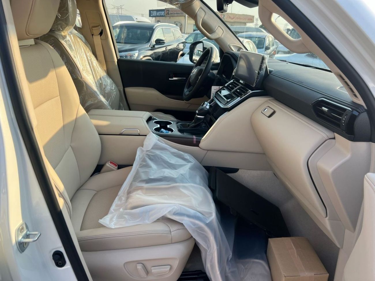 تويوتا لاند كروزر GXR 4.0L TOYOTA LAND CRUISER GXR 3.5L SUV 4WD 2025