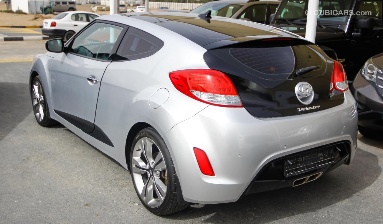 Hyundai Veloster