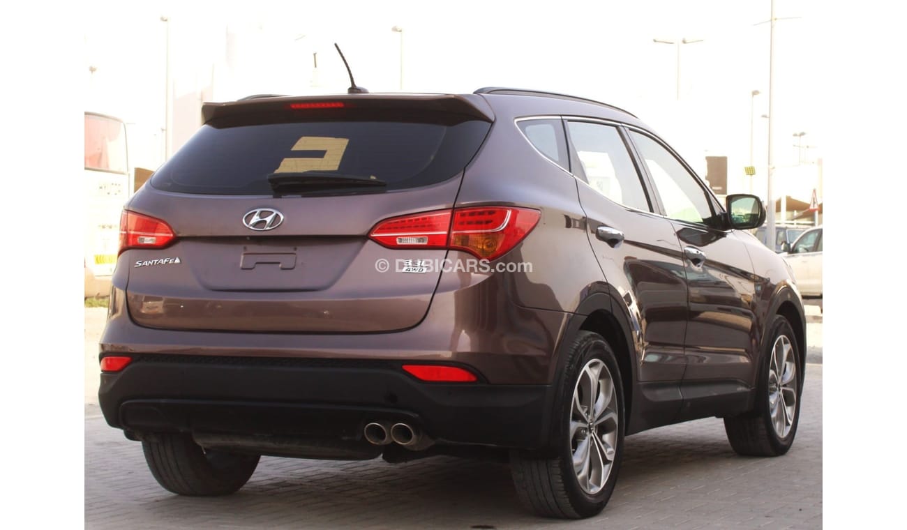 هيونداي سانتا في GLS اعلى هيونداي سنتافي 2014 خليجي فل ابشن بحالة ممتازة