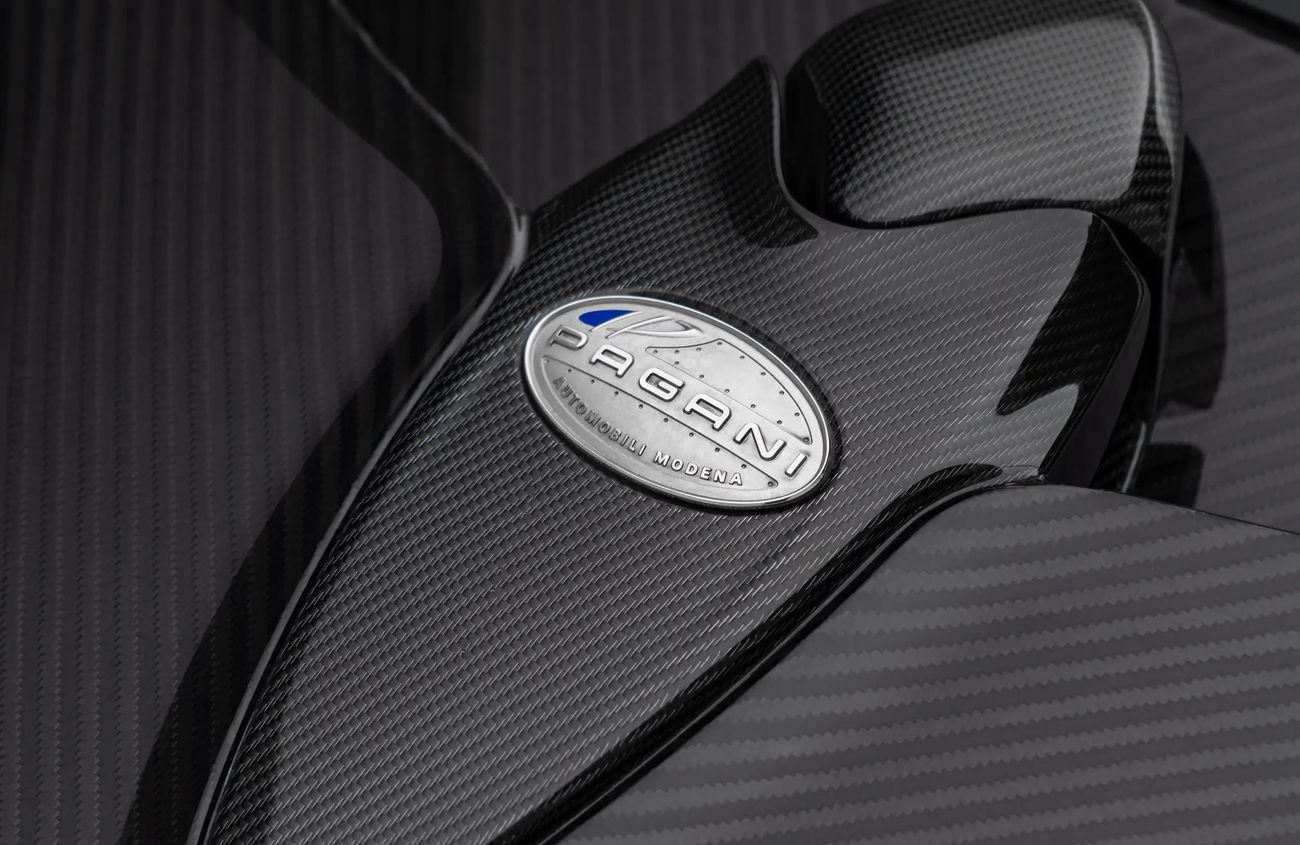 Pagani Huayra 6.0L V-12 Twin-Turbocharged Engine