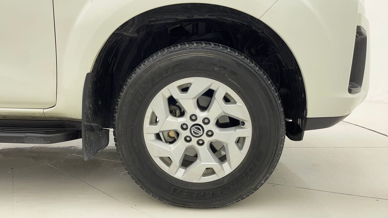 نيسان إكستيرا SE 2.5 | بدون دفعة مقدمة | اختبار قيادة مجاني للمنزل