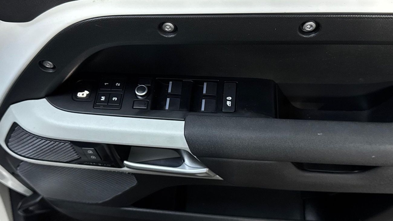 Land Rover Defender Export fromAustralia