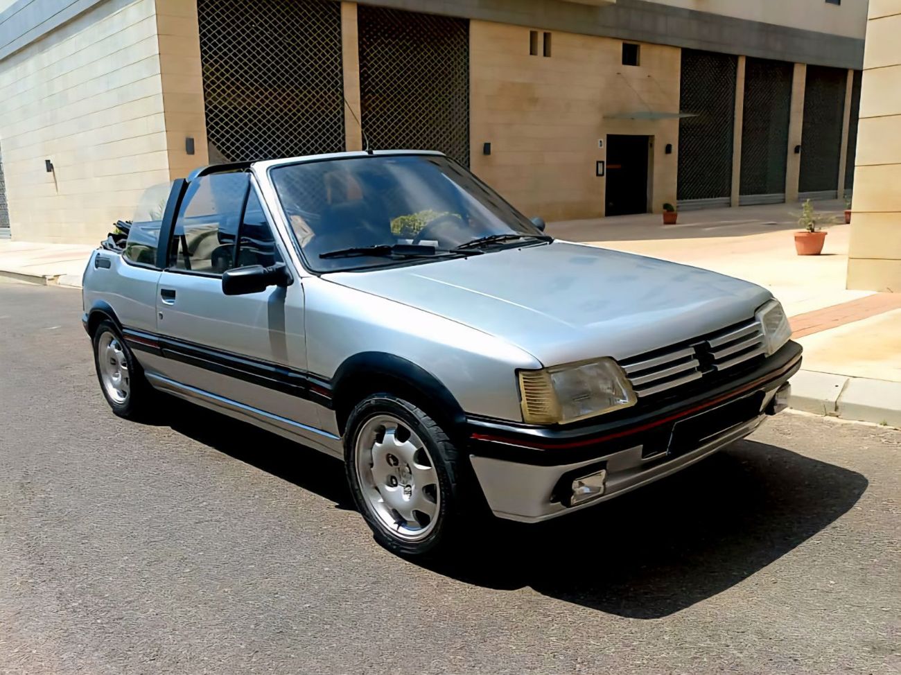 Peugeot 205