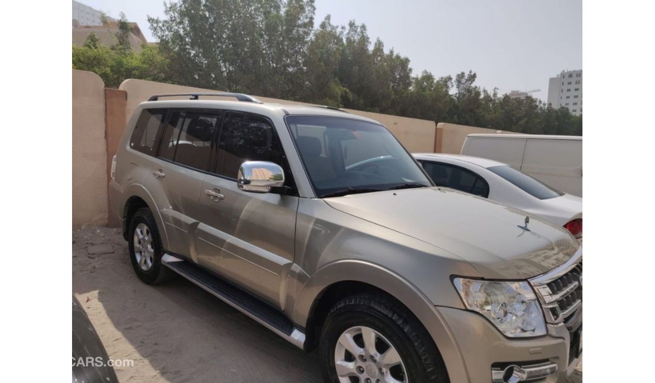 Mitsubishi Pajero 3.5L V6 Petrol Full Options Auto ( Please call +971 55 818 5154)