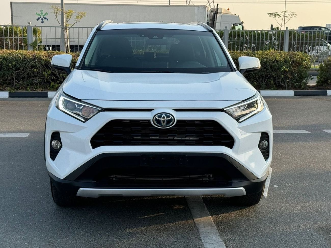 Toyota RAV4 2021 XLE HYBRID HEV SUNROOF FULL OPTION CANADA SPEC