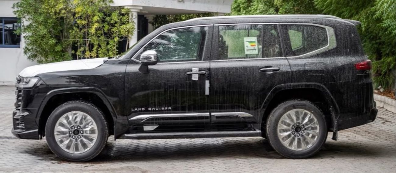 Toyota Land Cruiser VXR TOYOTA LC300 3.5L TT PETROL 2026 MODEL GCC