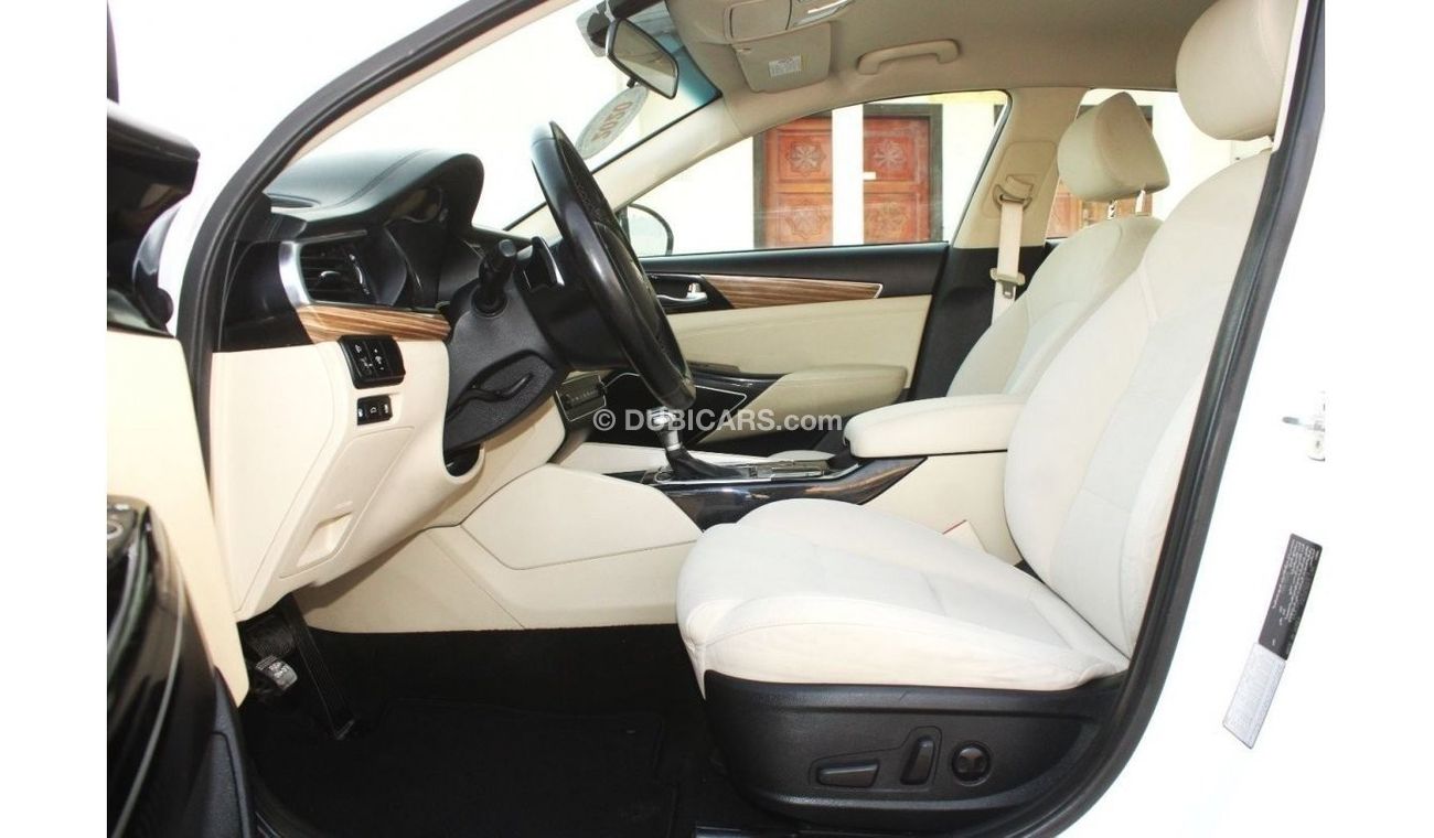 Kia Cadenza GDi Mid Kia Cadenza 2020 GCC, in excellent condition