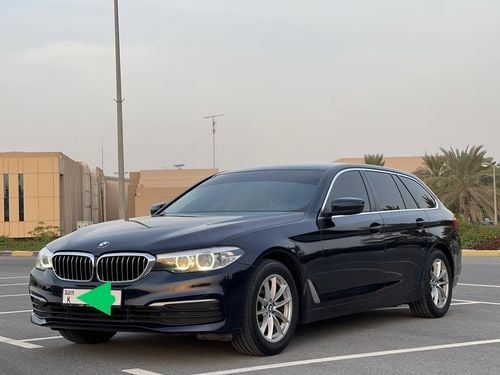 بي أم دبليو 520i بي ام 520i ٢٠١٩ نظيفه جدا