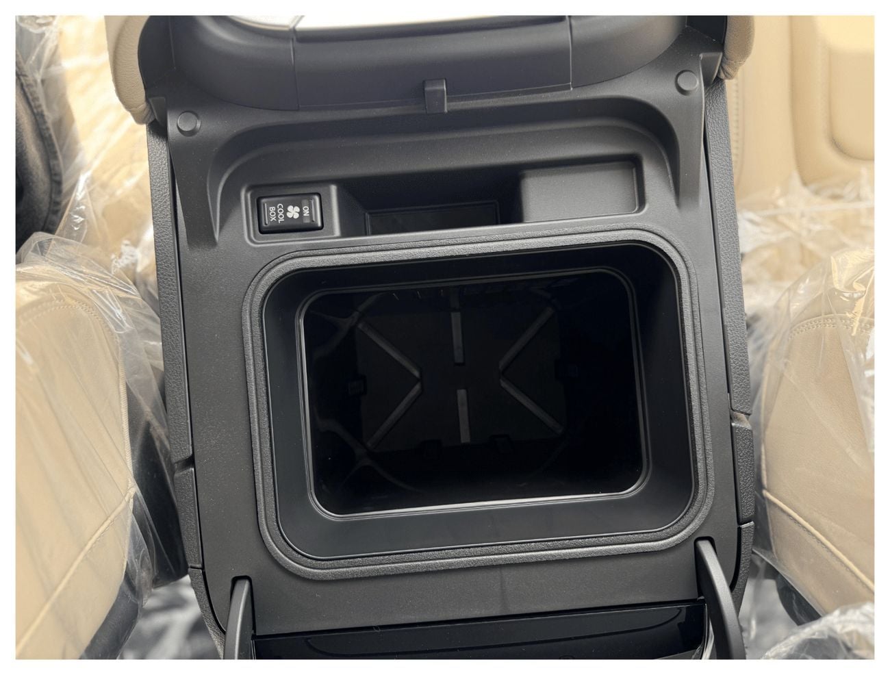 نيسان باترول 2026 Nissan Patrol LE 3.5L Mid options (Grey)