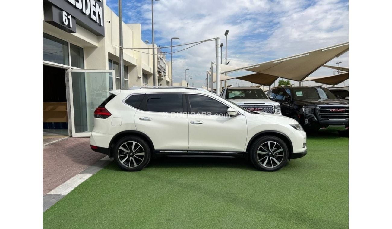 Nissan XTrail Nissan X-Trail SL/GCC/2018