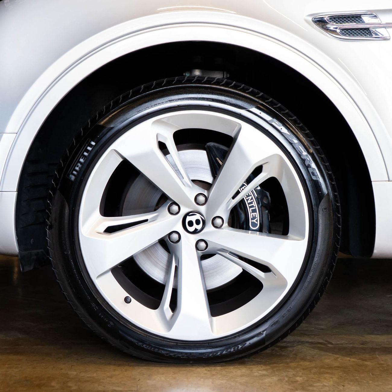 Bentley Bentayga STD AED 4,982 P.M • 0% Downpayment • Bentley Bentayga • 1 Year Warranty