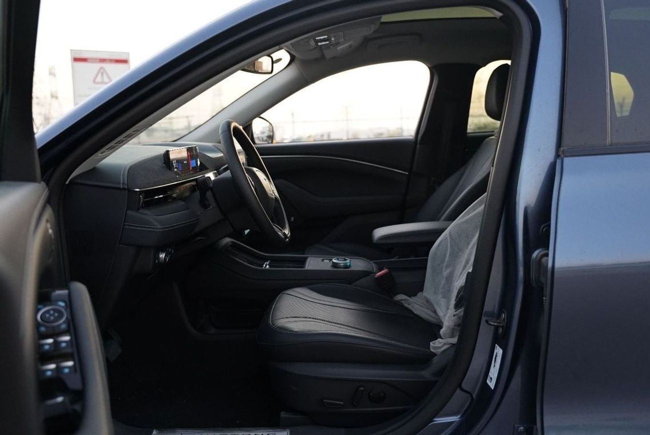 فورد موستانج ماك-إي 2022 FORD MUSTANG MACH-E PREIMUM AWD BLUE 0km