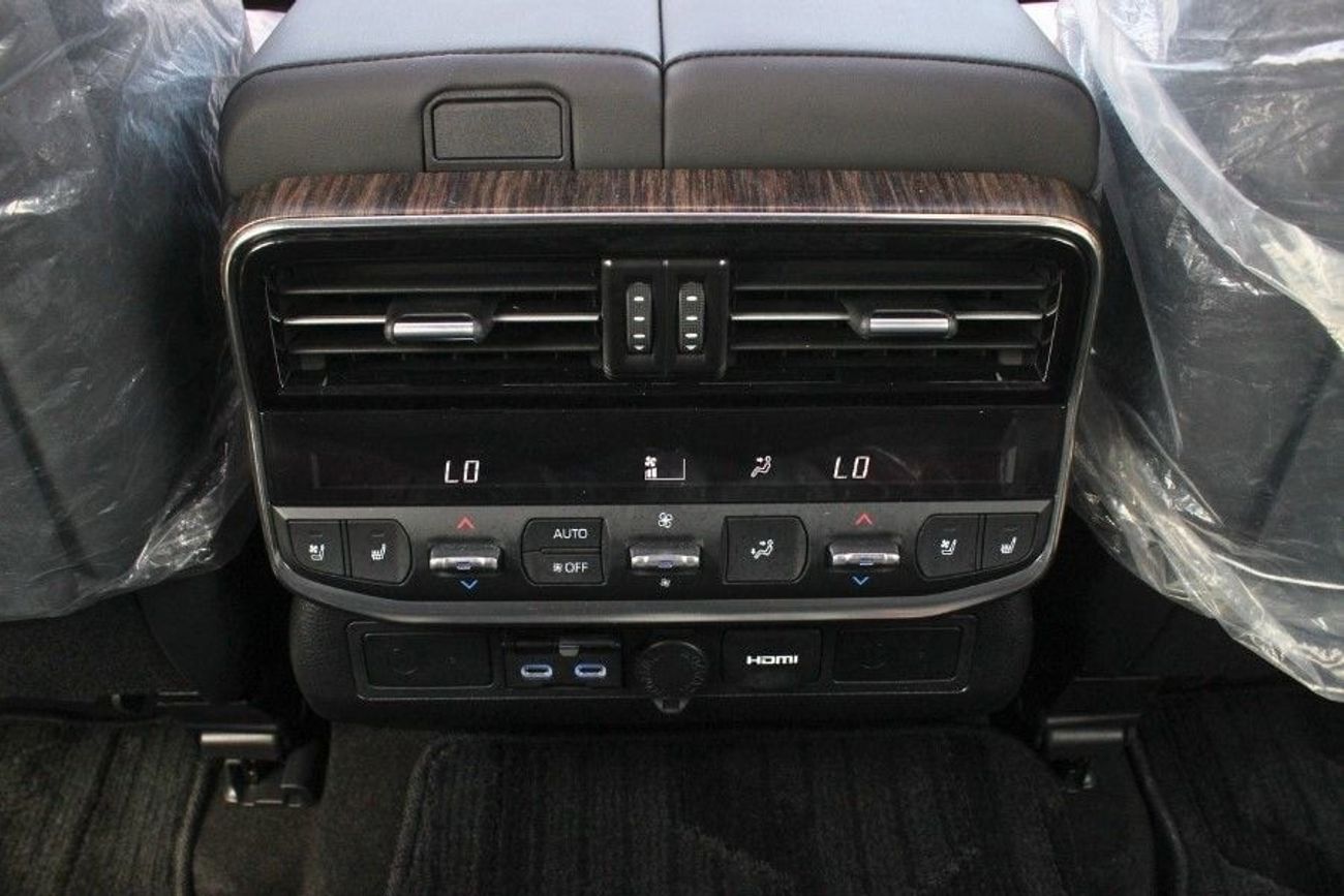 Toyota Land Cruiser VXR V6 TWINE TURBO, GCC, UNDER WARRANTY FROM LOCAL DEALER