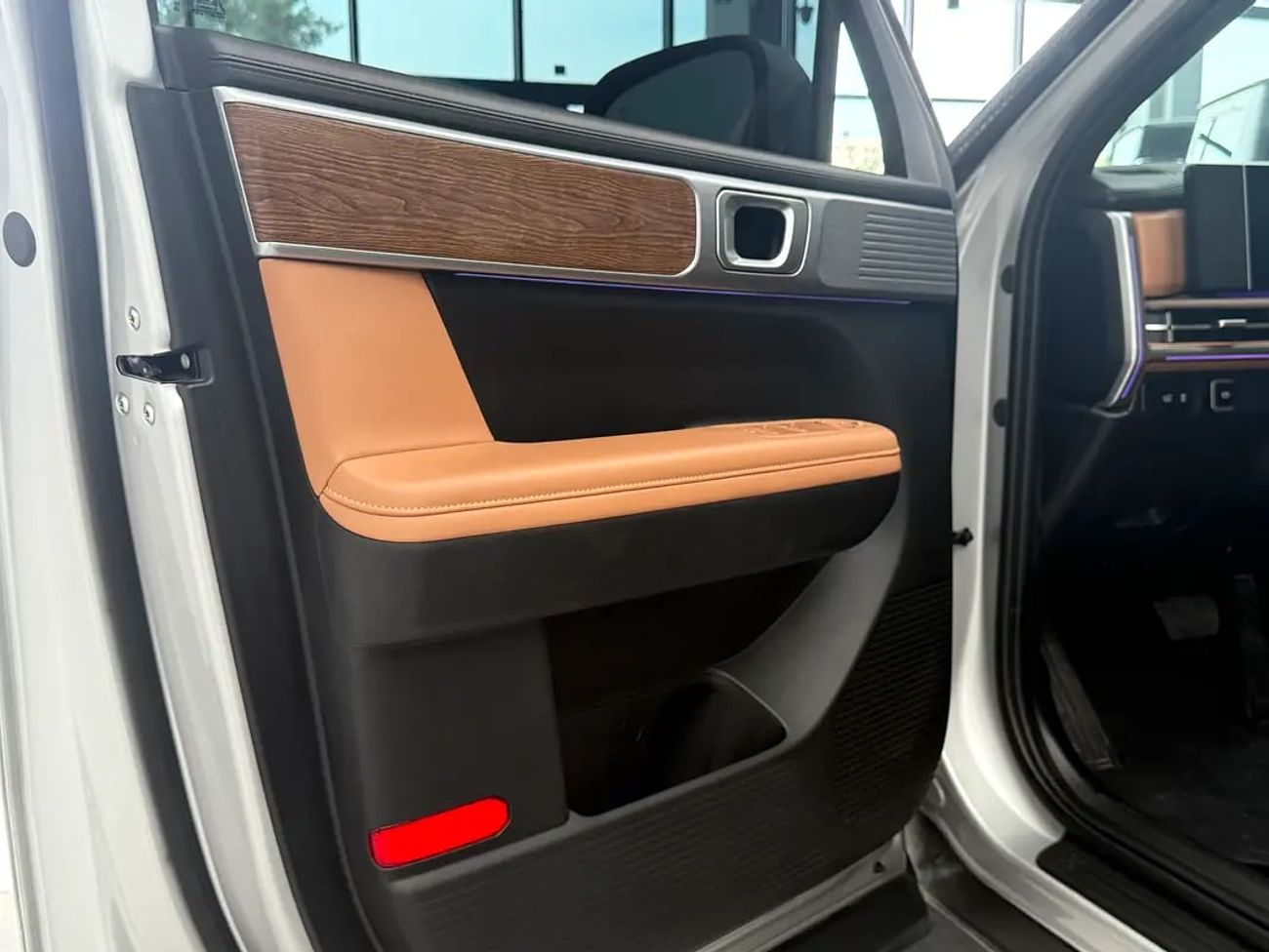 هيونداي سانتا في SE - GCC Specs - Great Condition!