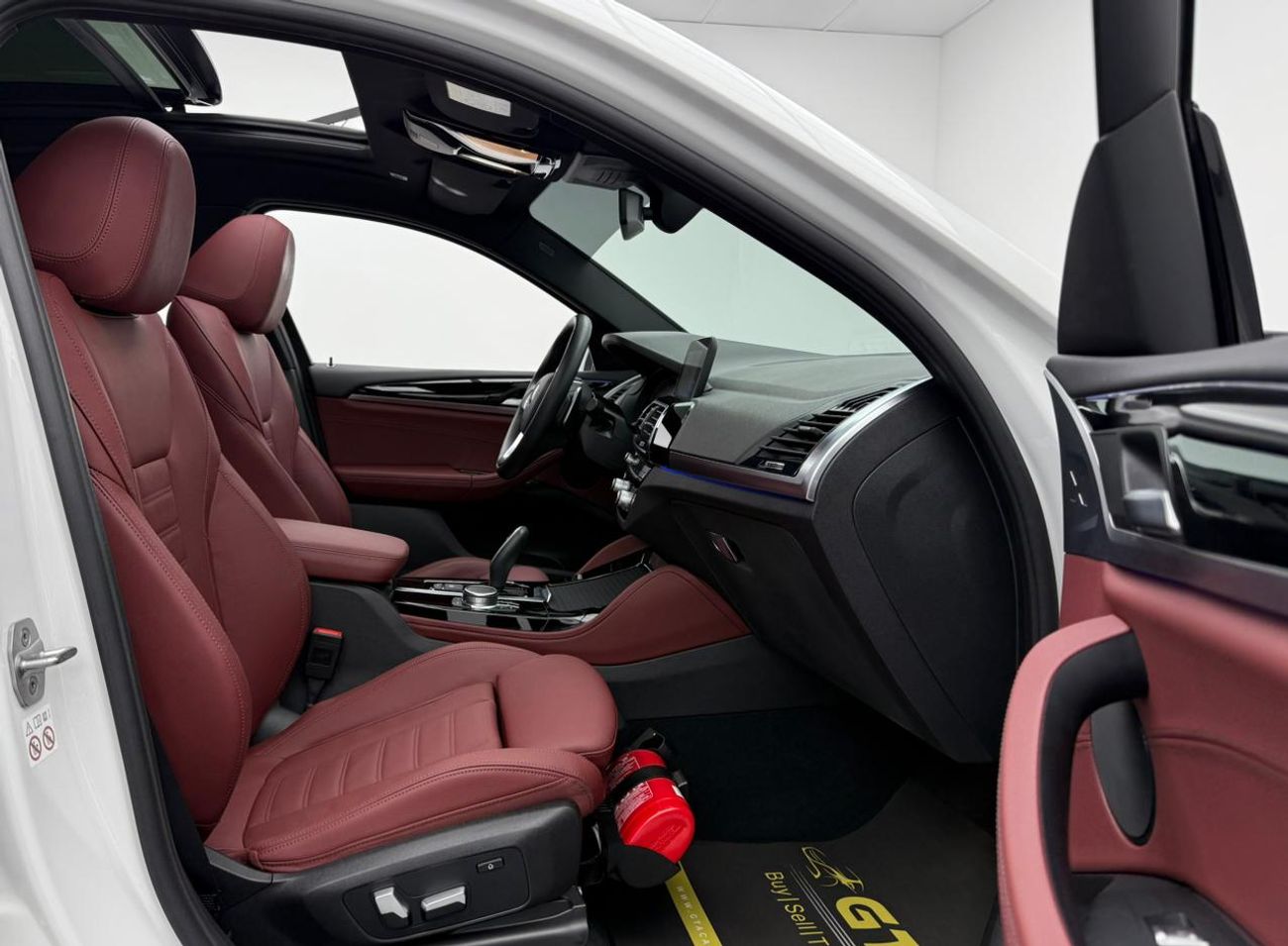 BMW X4 xDrive 30i 2.0L 2021 BMW X4 xDrive30i, 2026 BMW Warranty + Service Pack, Very Low Km, Excellent Cond