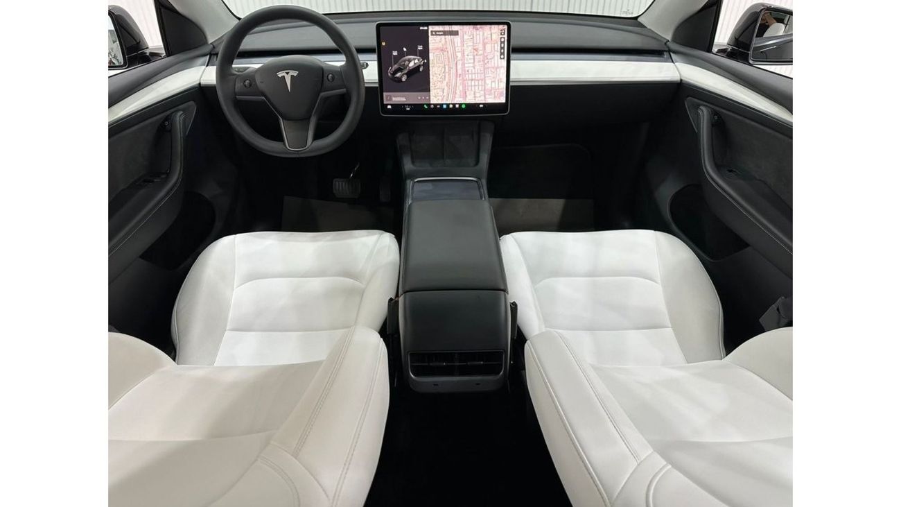 Tesla Model Y 2023 Tesla Model Y Long Range Dual Motor, March 2027 Tesla Warranty, Autopilot, Low Kms, GCC