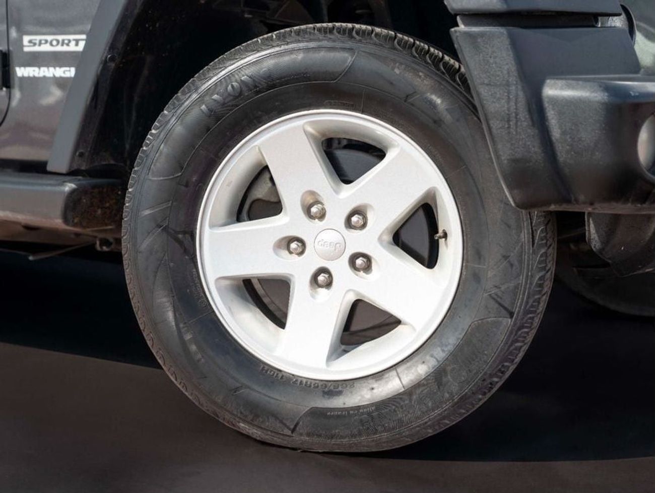 Jeep Wrangler Sport 3.6L A/T