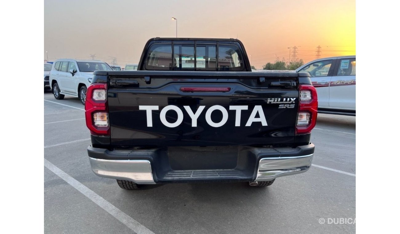 تويوتا هيلوكس HILUX 2.7 AT FULL OPTION BLACK 2022