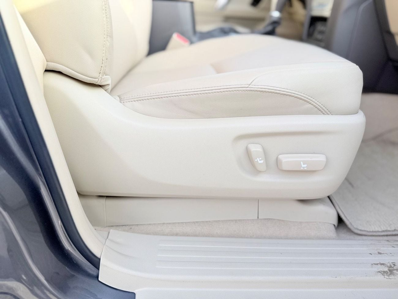 تويوتا برادو TX-L 4.0L