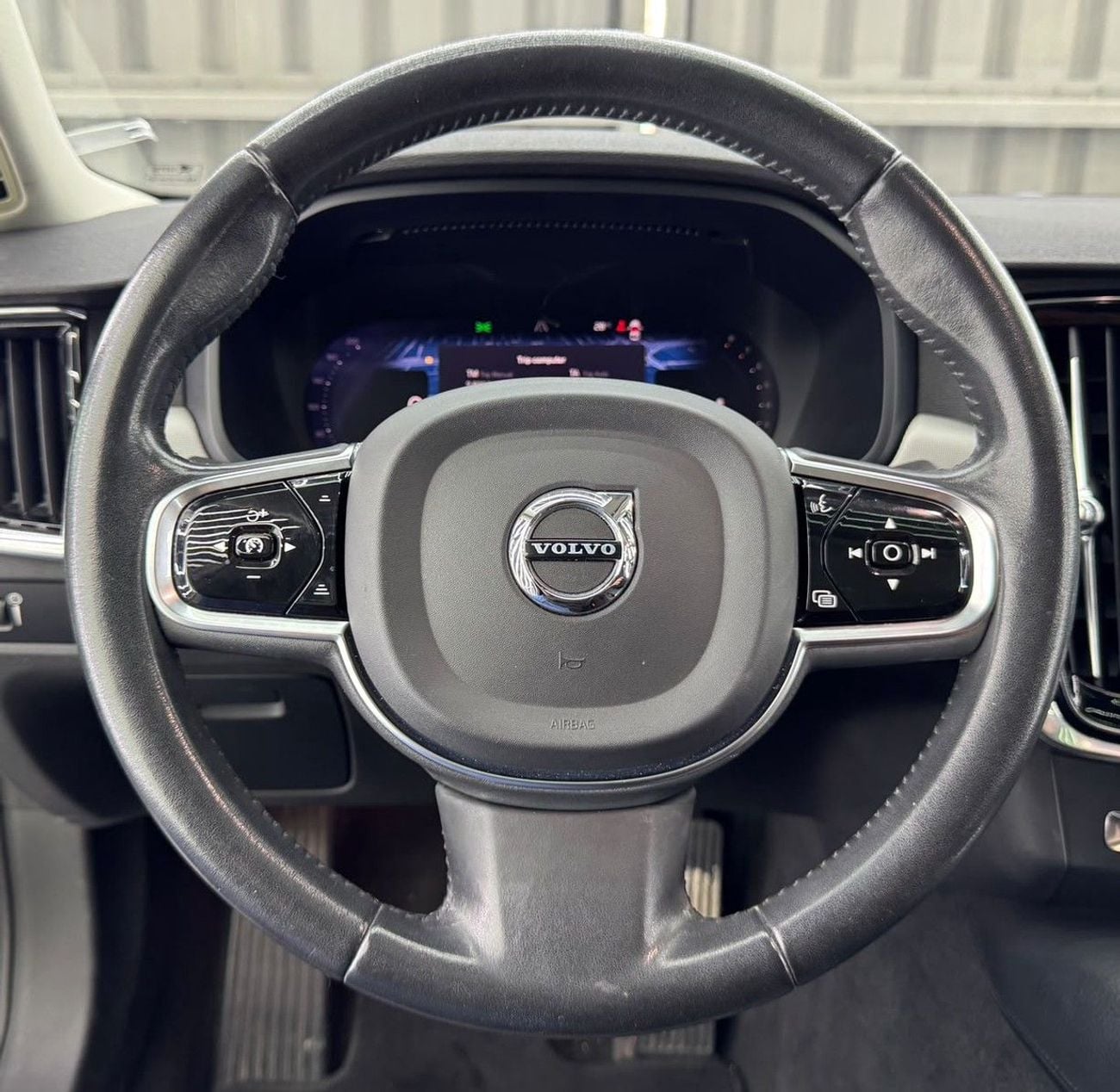 فولفو S90 Volvo S90 B5 | GCC | Original Paint | Well Maintained