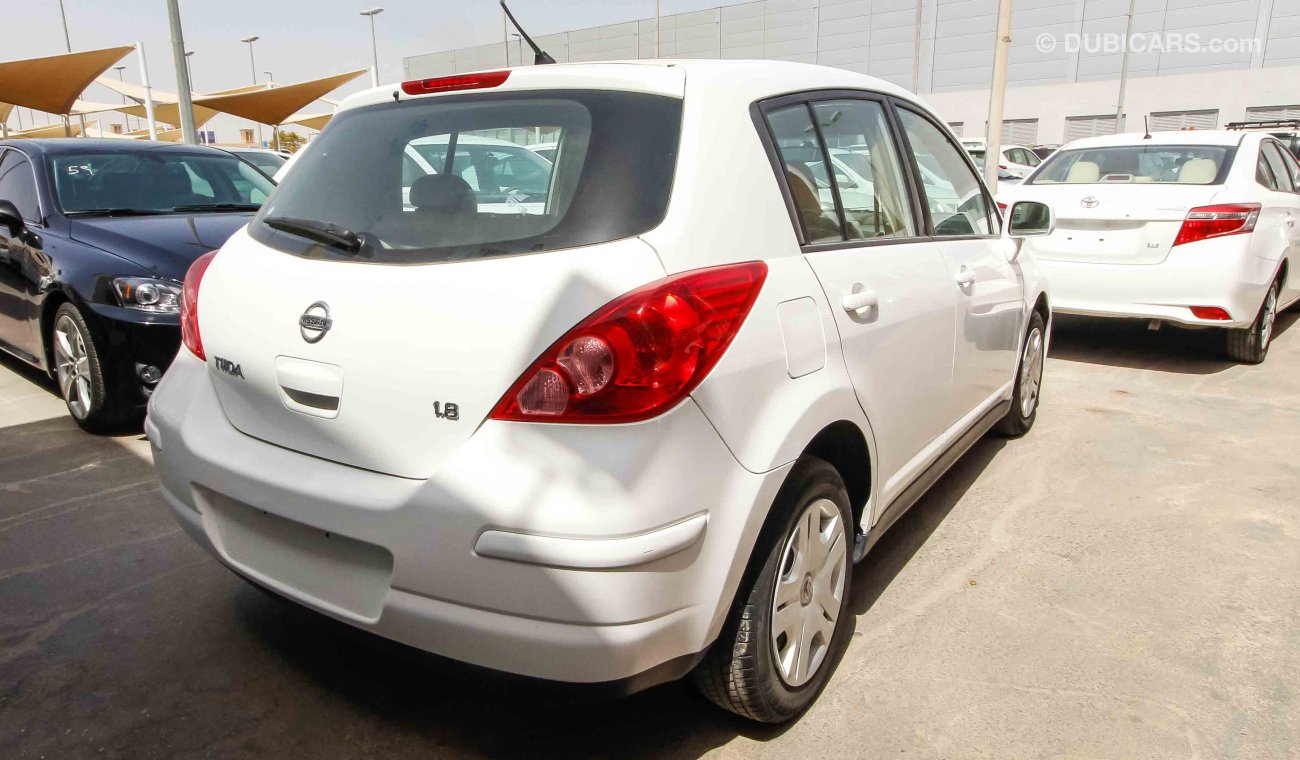 Nissan Tiida 1.8