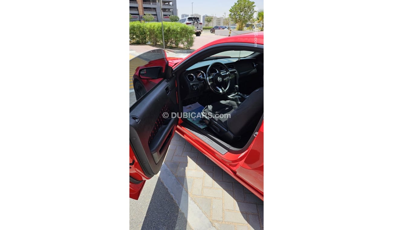 فورد موستانج 6V