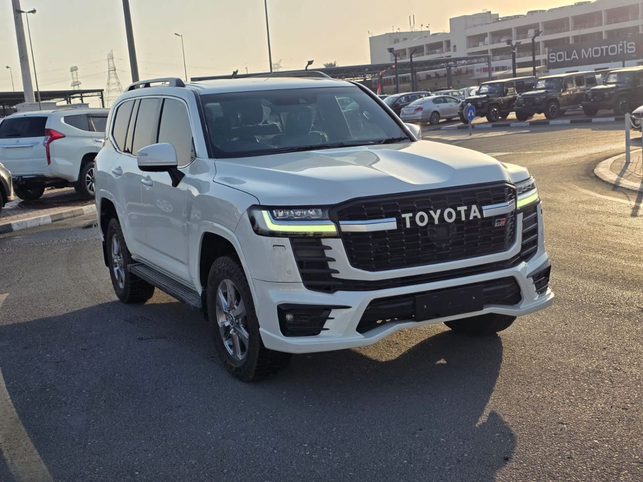 Toyota Land Cruiser LC300 ,RIGHT HAND DRIVE DIESEL ,4.5 LITER ,FULL OPTION  ,WITH G.R KIT