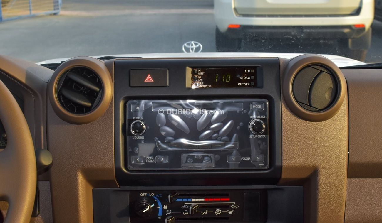 Toyota Land Cruiser 70 4.0L LX V6