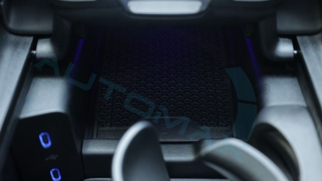 Mercedes-Benz E200 (For Export , НА ЭКСПОРТ) Avantgarde EQ Boost 2.0L RWD 2025 Без пробега