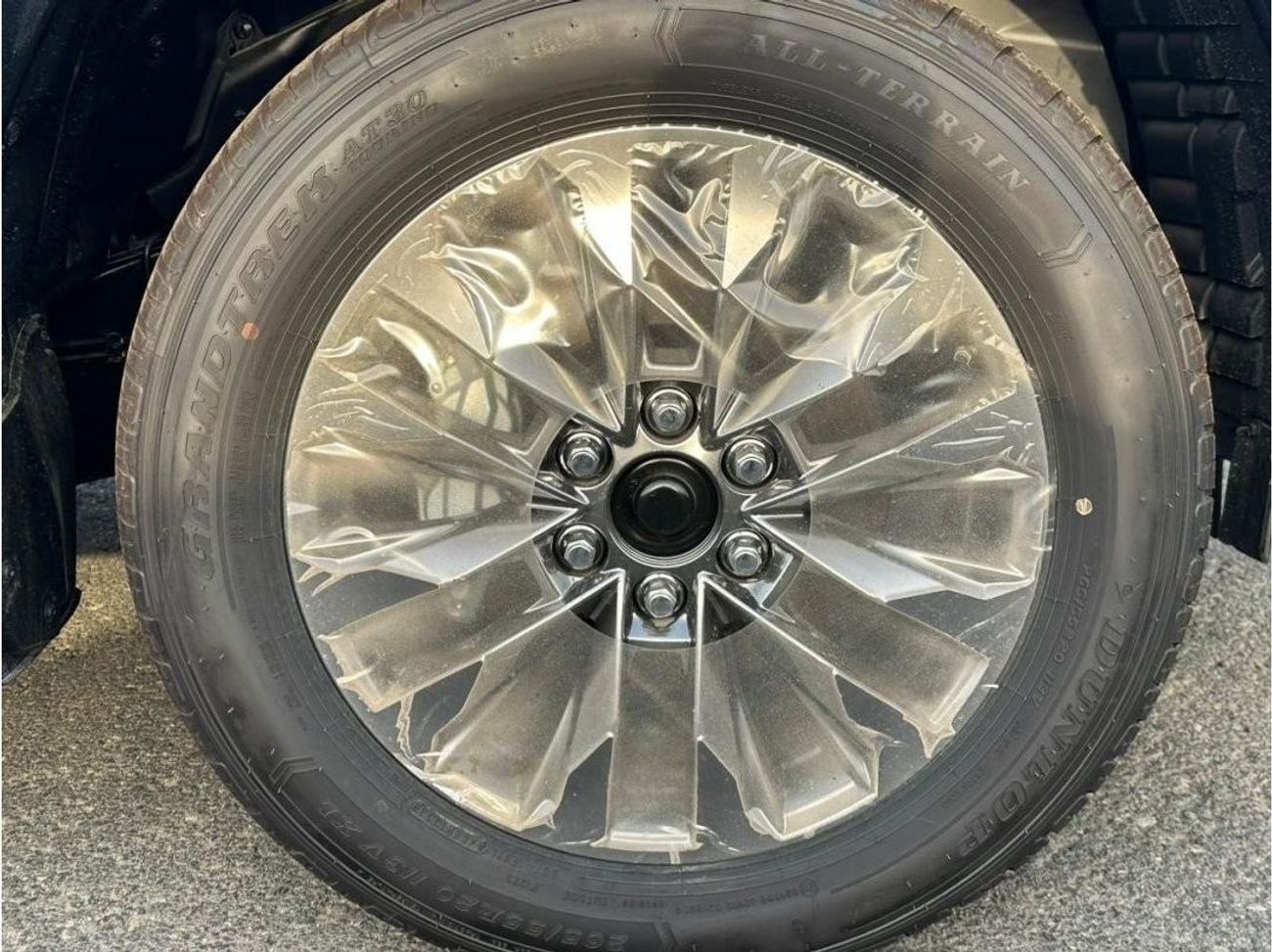 تويوتا لاند كروزر 3.3L DIESEL GXR TW TWIN TURBO AUTO TRANSMISSION