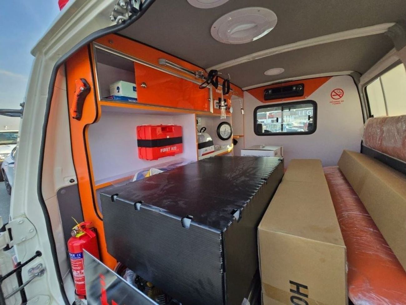 Toyota Land Cruiser 70 LAND CRUISER LC78 4.2L AMBULANCE