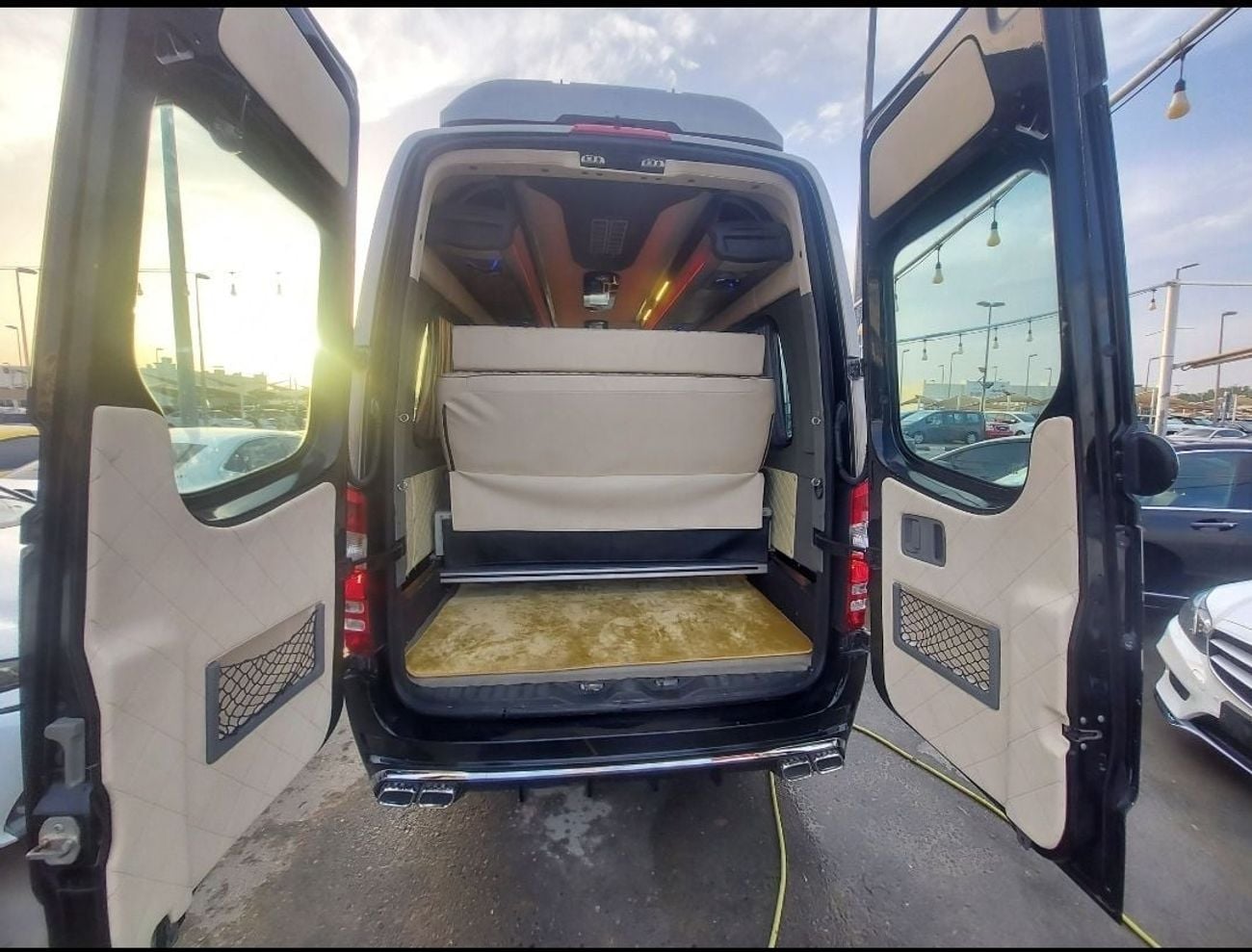 مرسيدس بنز سبرينتر 