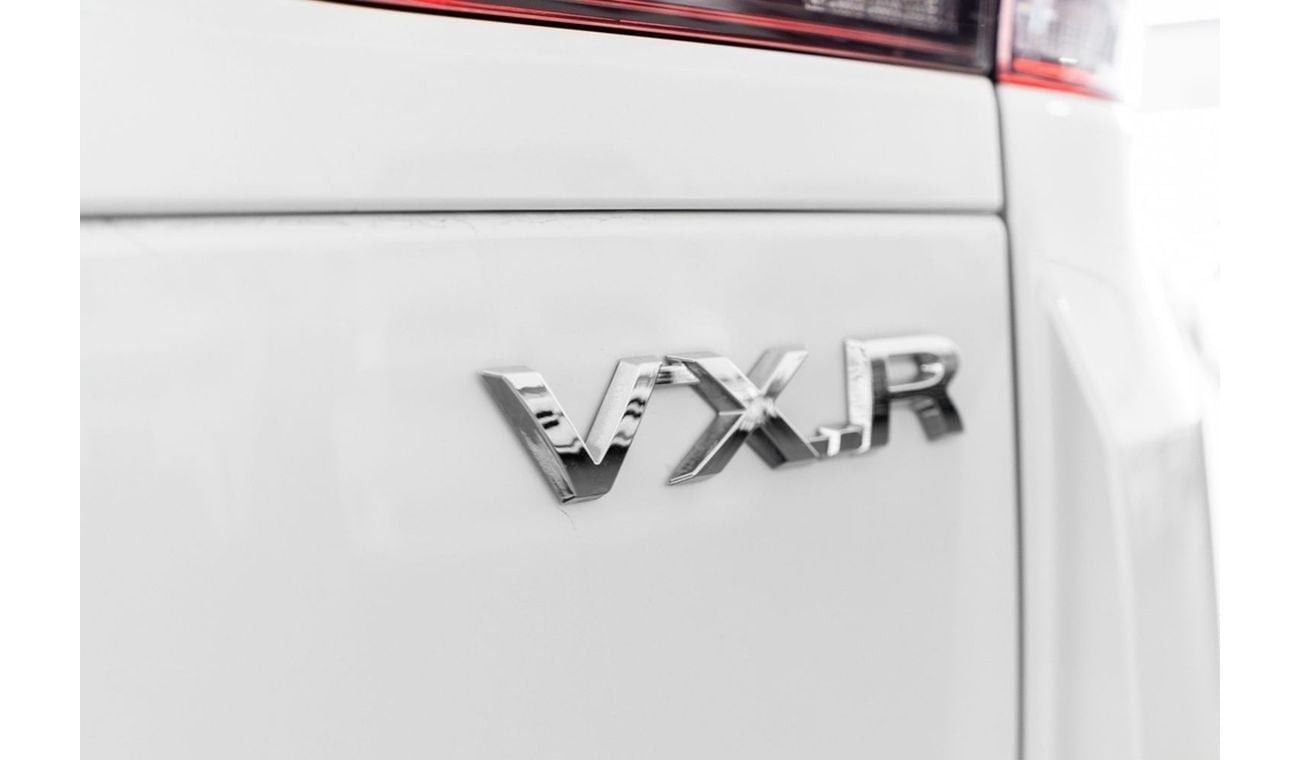 تويوتا لاند كروزر VXR 4.0L